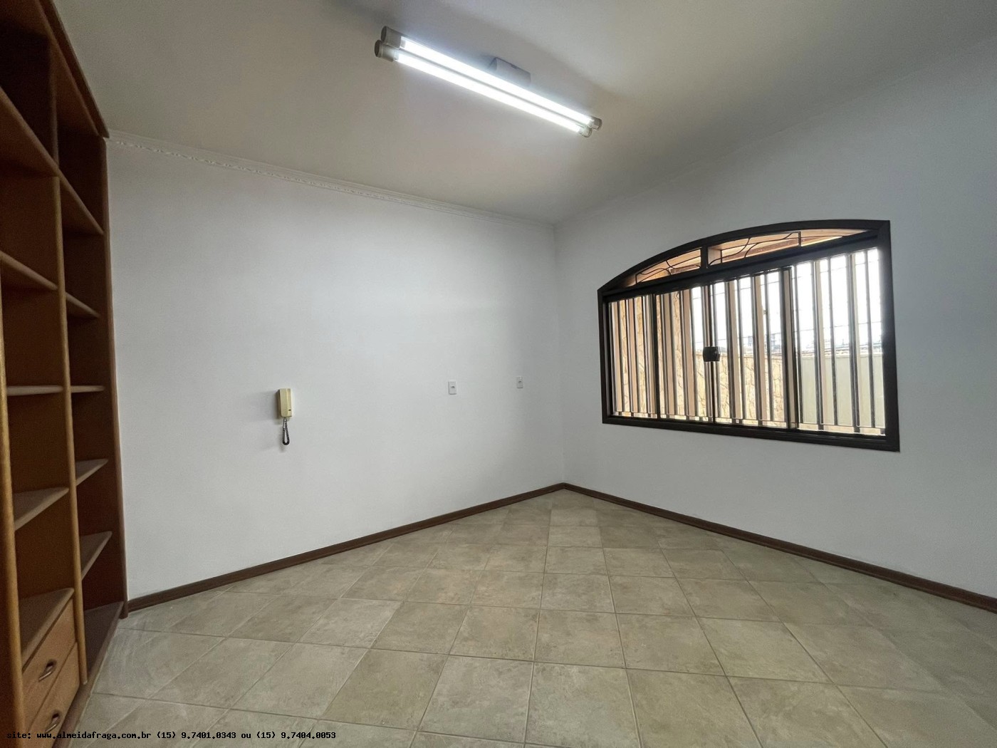 Casa para alugar com 3 quartos, 375m² - Foto 18
