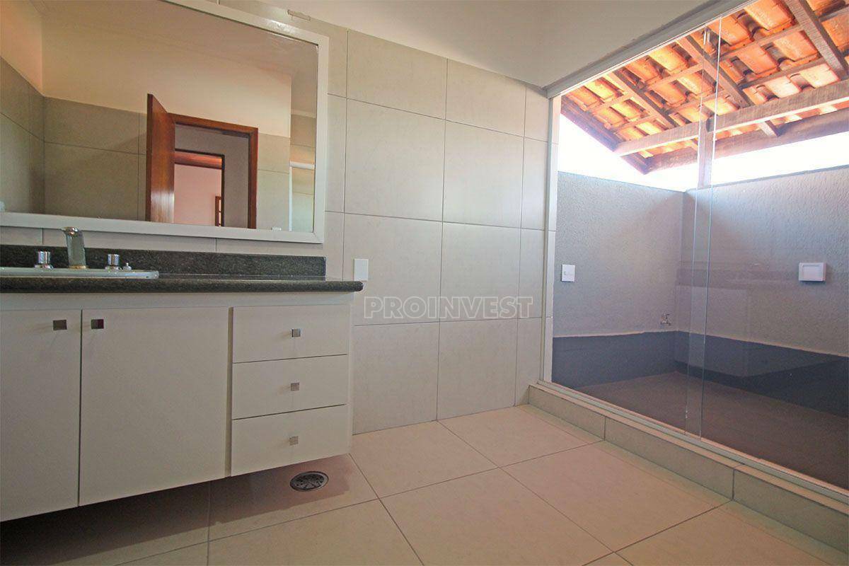 Casa de Condomínio à venda com 3 quartos, 330m² - Foto 31