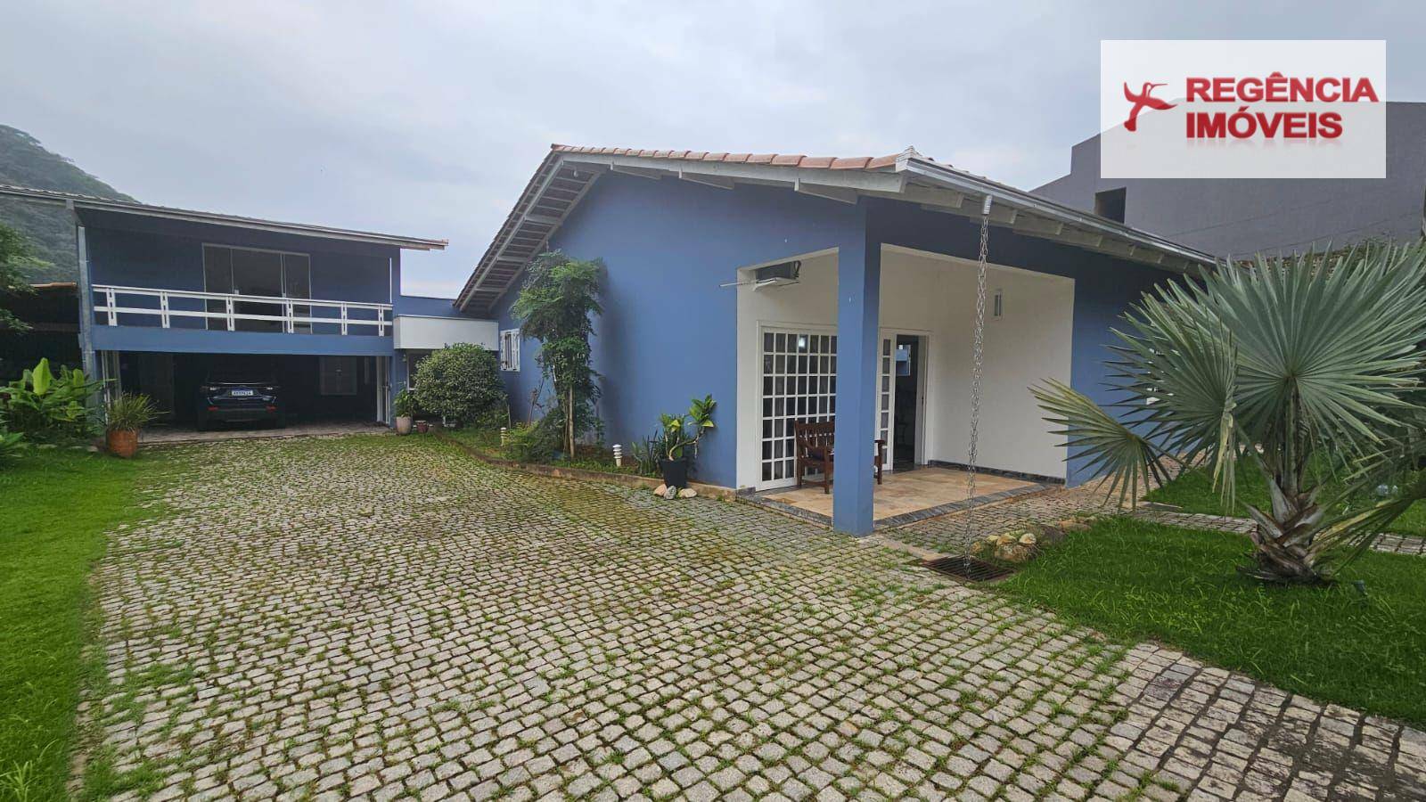 Casa à venda com 4 quartos, 324m² - Foto 15