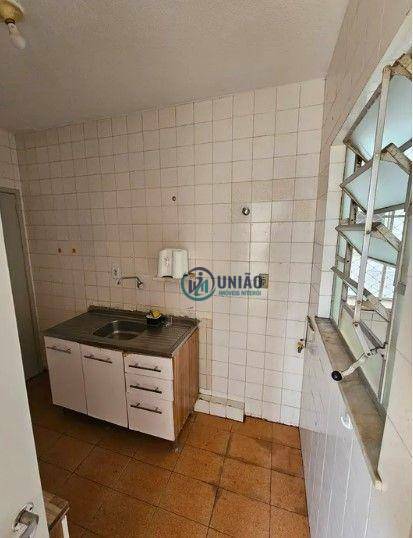 Apartamento à venda com 2 quartos, 70m² - Foto 7