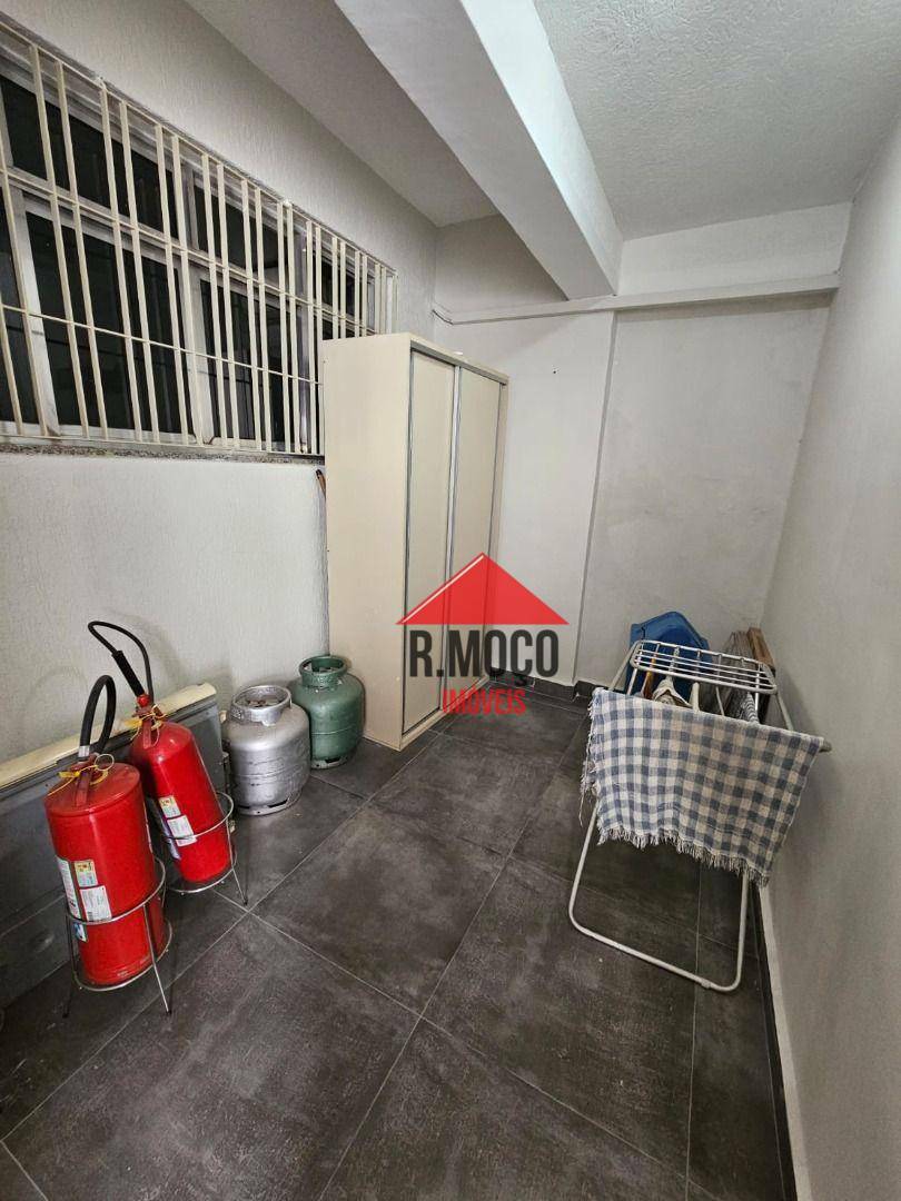 Sobrado à venda com 3 quartos, 208m² - Foto 42