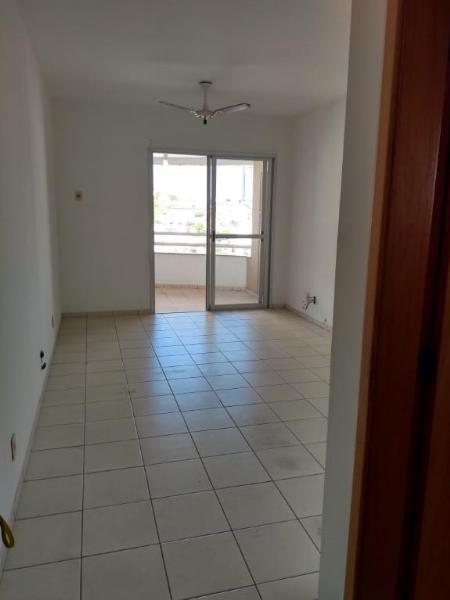 Apartamento para alugar com 3 quartos, 97m² - Foto 6