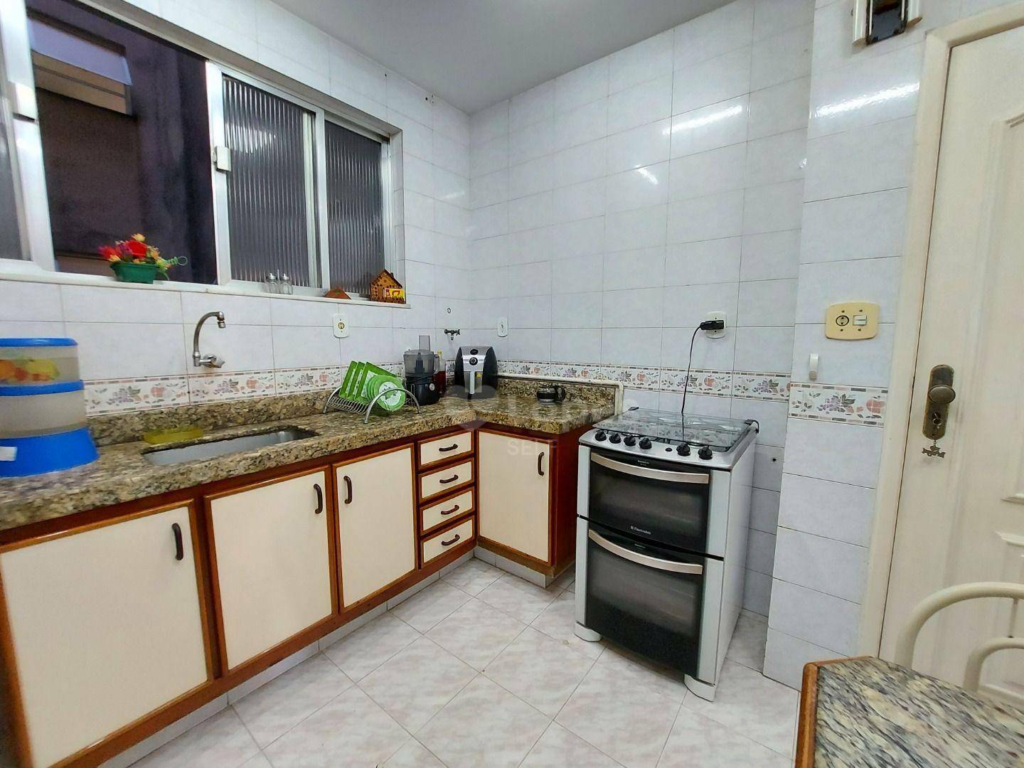 Apartamento à venda com 3 quartos, 90m² - Foto 13