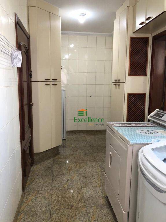 Apartamento à venda com 4 quartos, 228m² - Foto 23