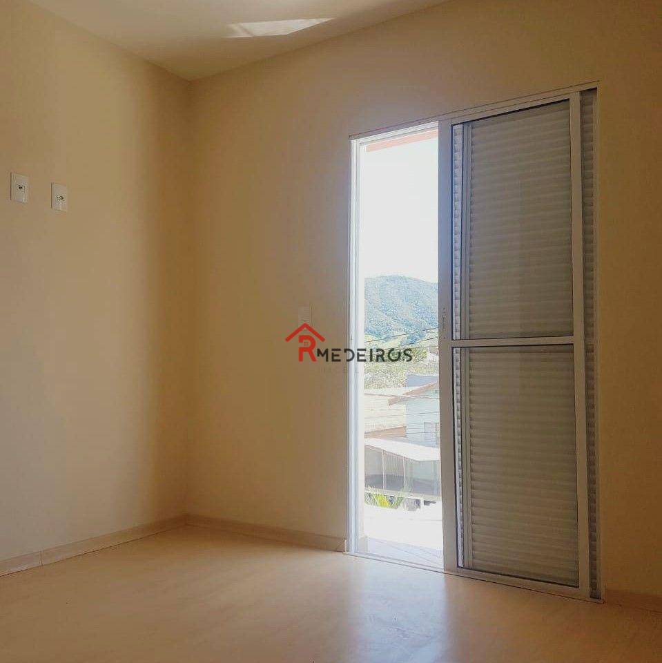 Casa à venda com 2 quartos, 100m² - Foto 18