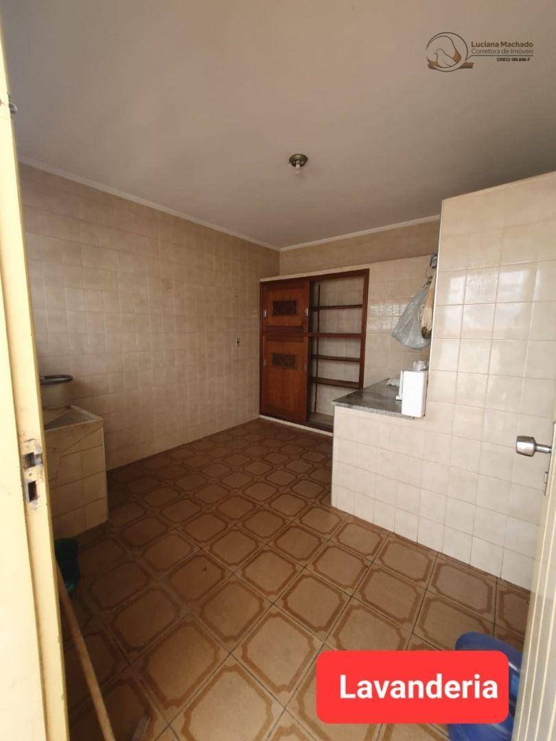 Casa à venda com 3 quartos, 187m² - Foto 8