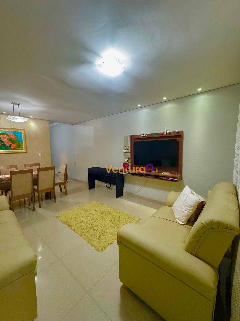 Casa à venda com 2 quartos, 150m² - Foto 5