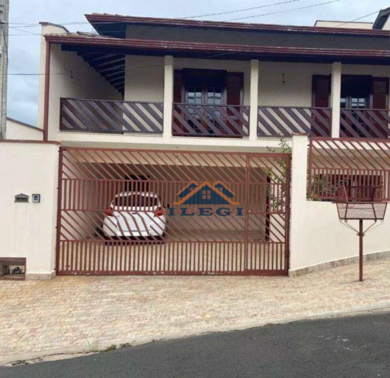 Casa à venda com 4 quartos, 278m² - Foto 1