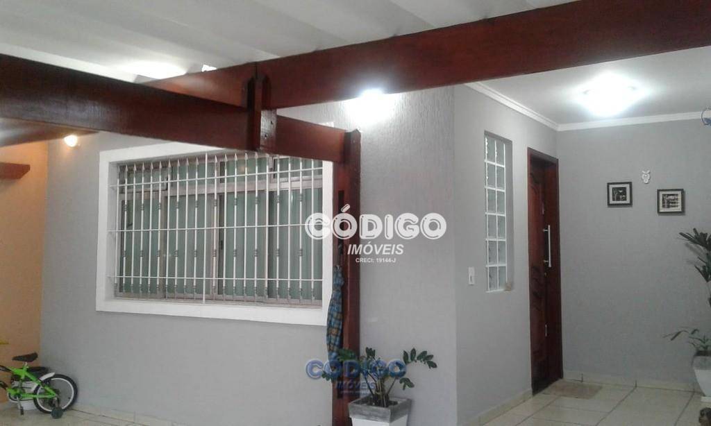 Sobrado à venda com 4 quartos, 250m² - Foto 7