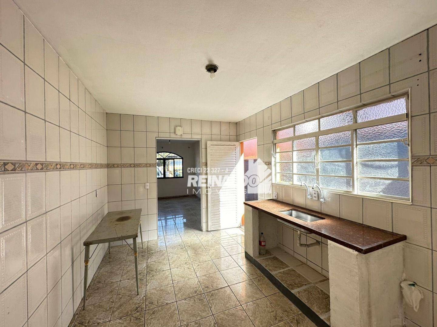 Casa à venda com 3 quartos, 113m² - Foto 3