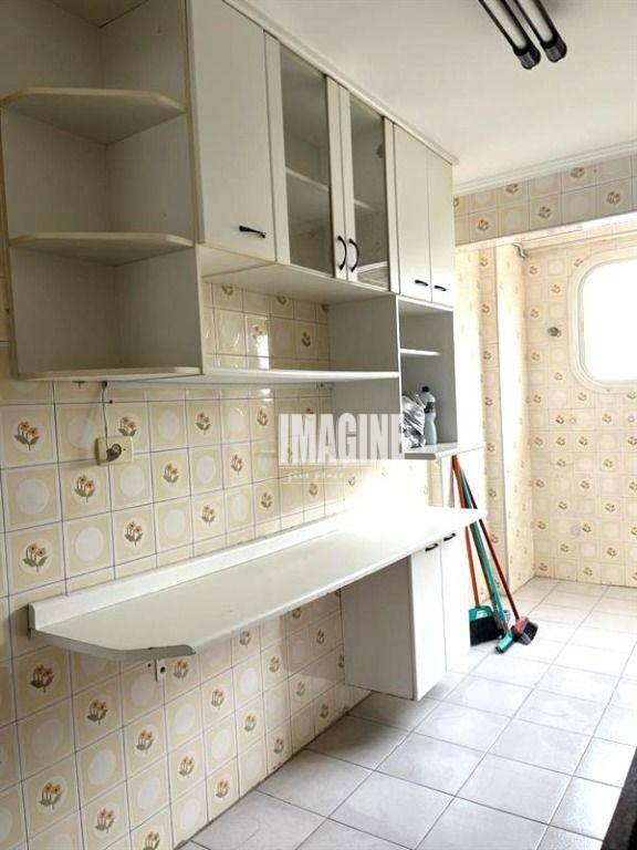 Apartamento à venda com 4 quartos, 82m² - Foto 5