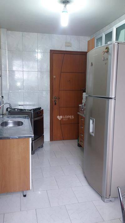 Apartamento à venda com 2 quartos, 68m² - Foto 7