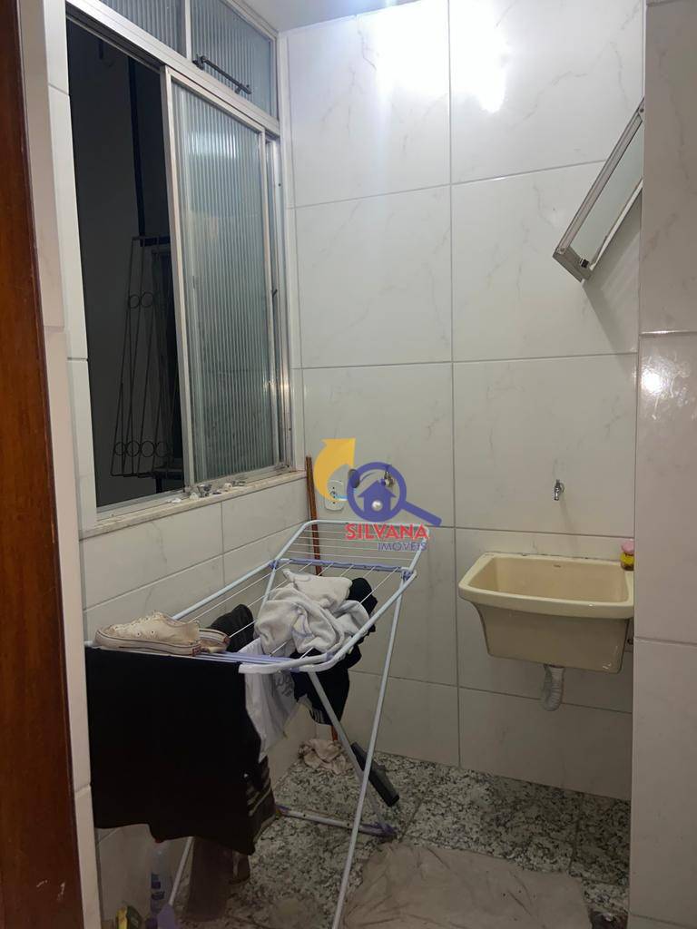 Apartamento à venda com 3 quartos, 77m² - Foto 4