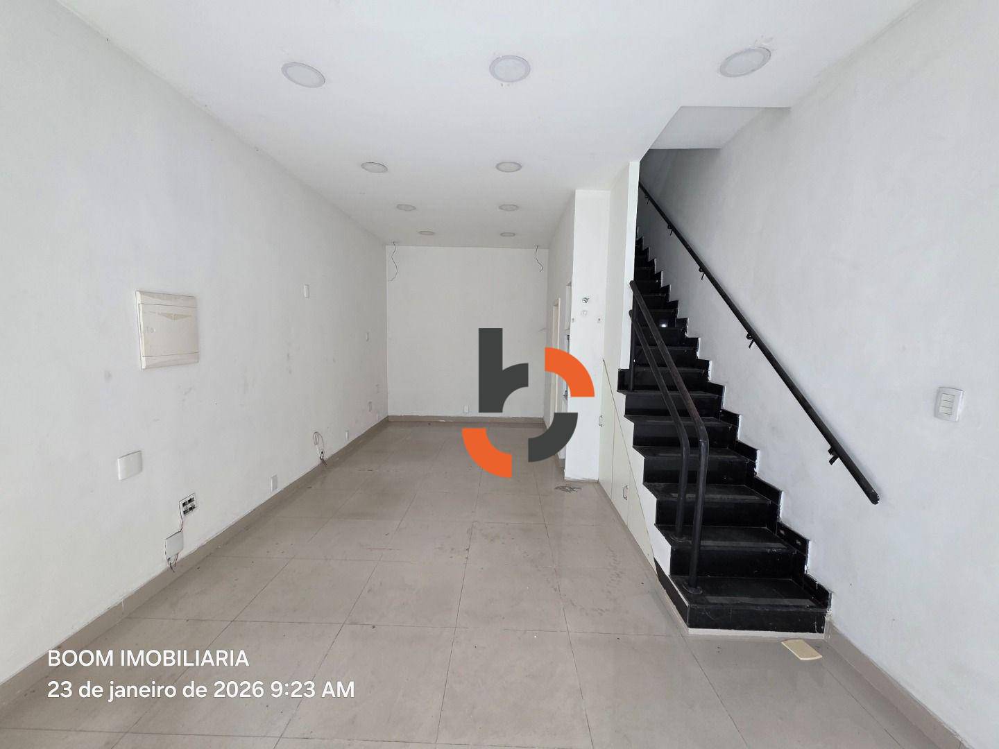 Loja-Salão, 99 m² - Foto 1