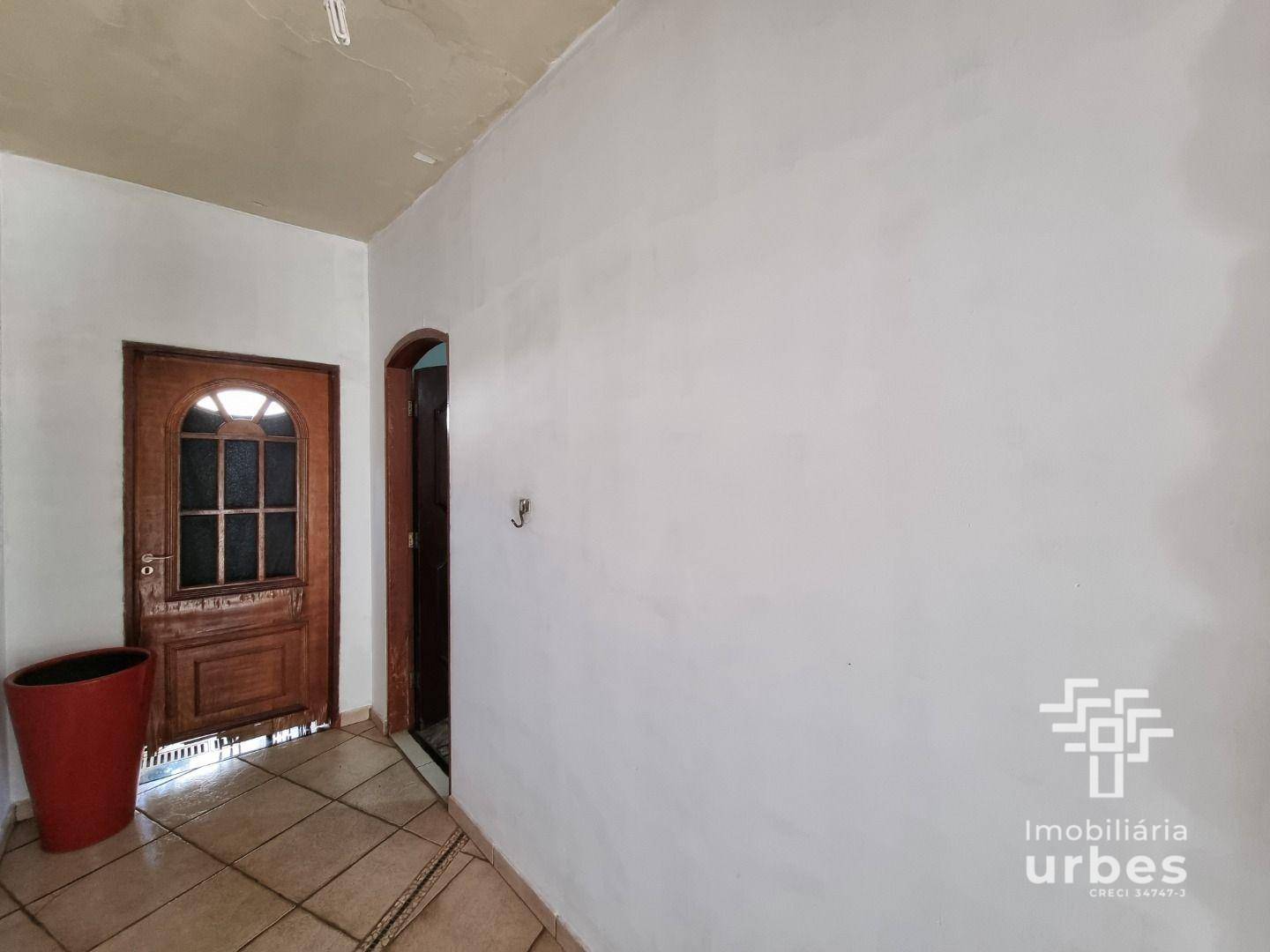 Casa à venda com 3 quartos, 105m² - Foto 2