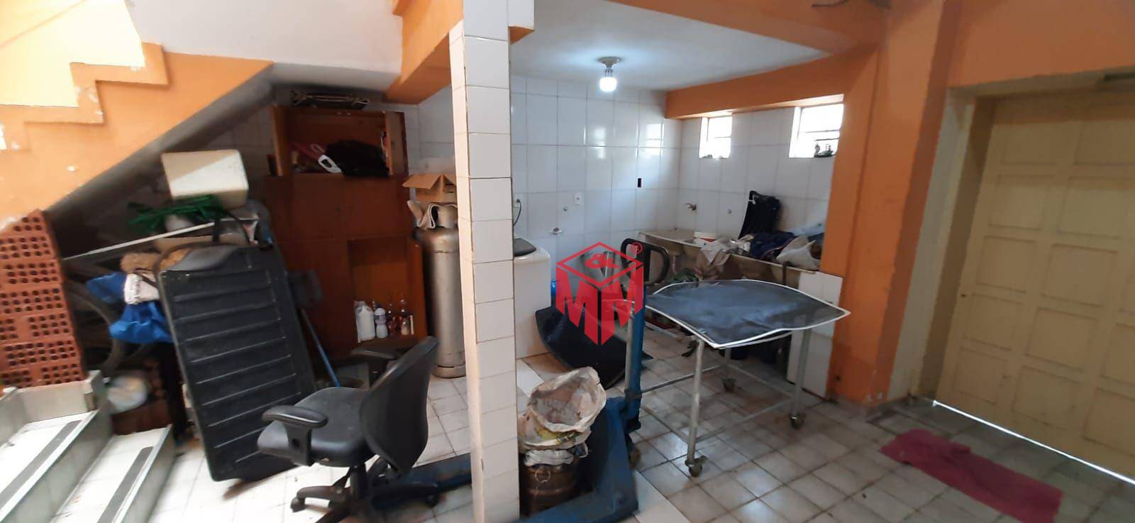 Sobrado à venda com 7 quartos, 350m² - Foto 21