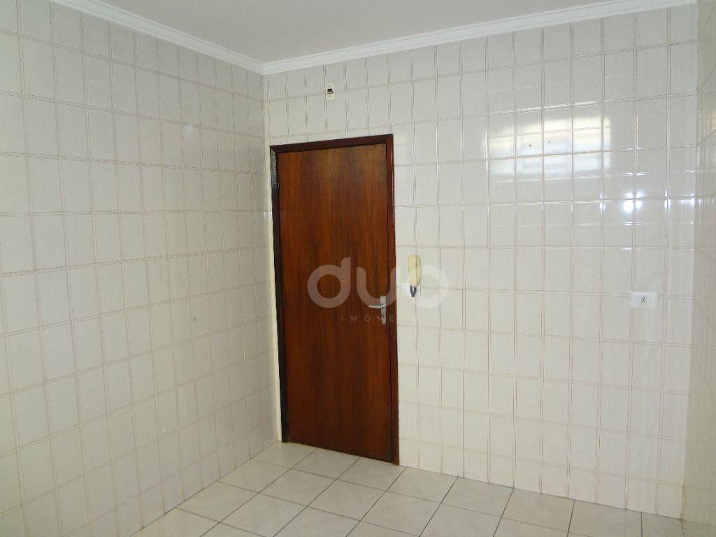 Casa para alugar com 3 quartos, 130m² - Foto 17