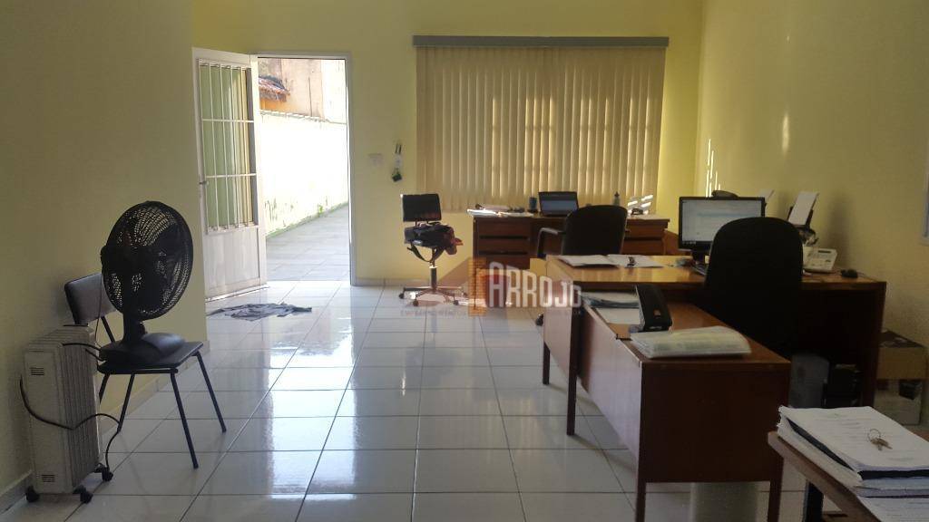 Sobrado à venda com 1 quarto, 187m² - Foto 2