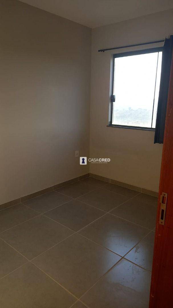 Apartamento à venda com 2 quartos, 51m² - Foto 4