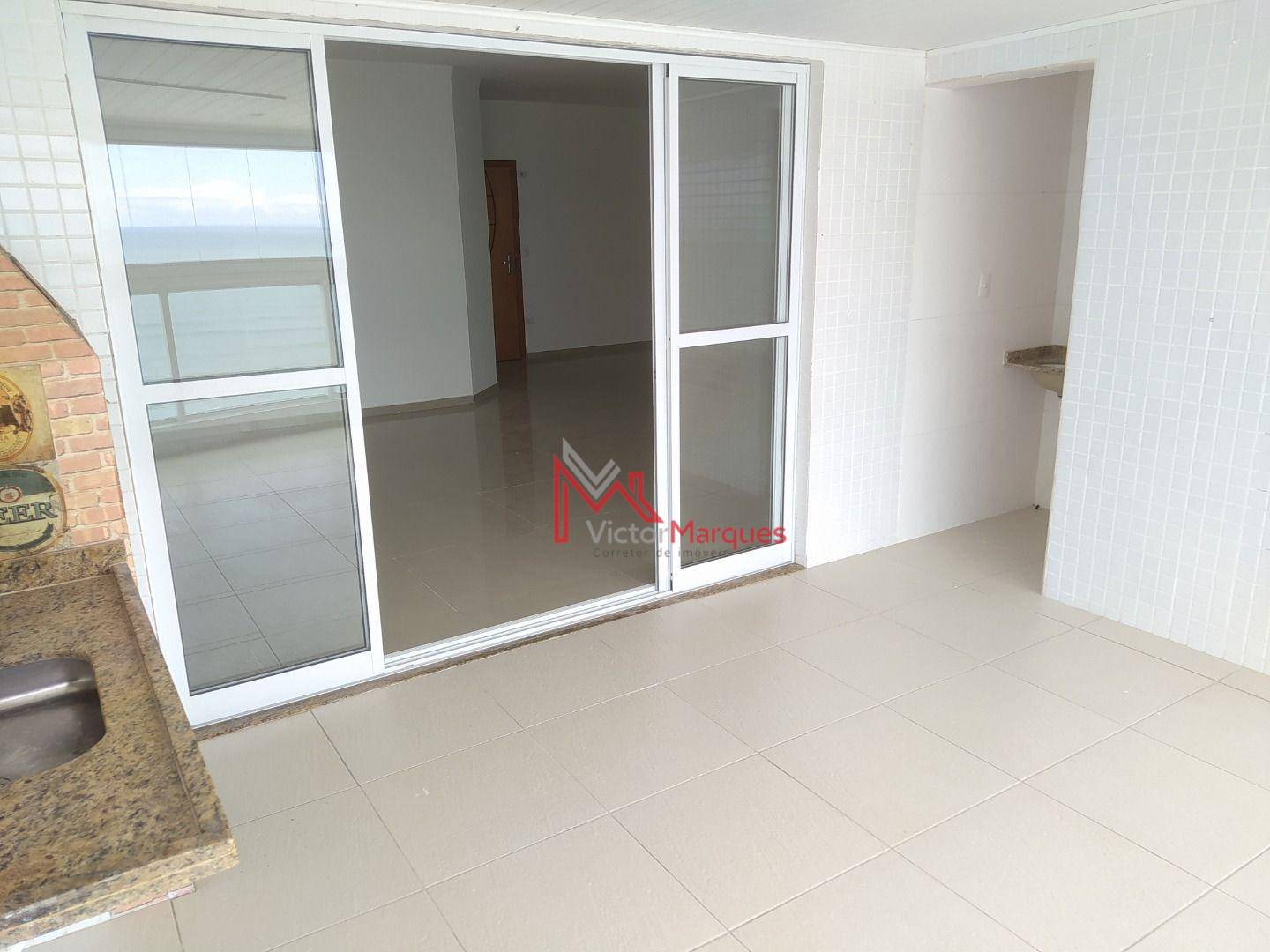 Apartamento à venda com 3 quartos, 206m² - Foto 9