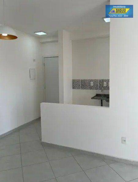 Apartamento à venda e aluguel com 2 quartos, 45m² - Foto 8