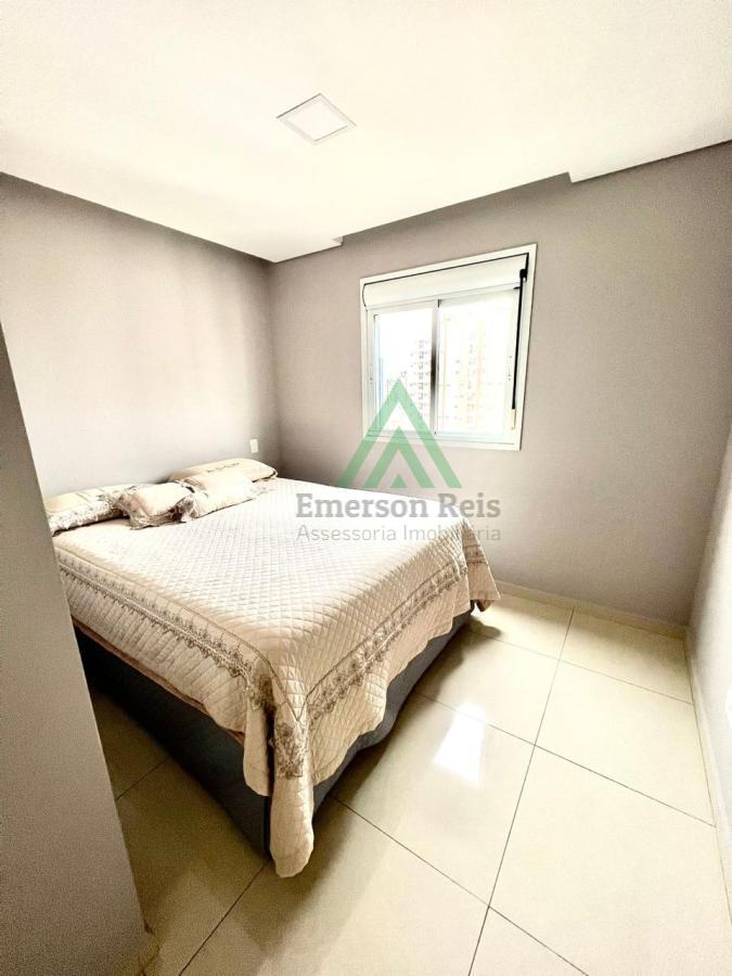 Apartamento à venda com 2 quartos, 66m² - Foto 17