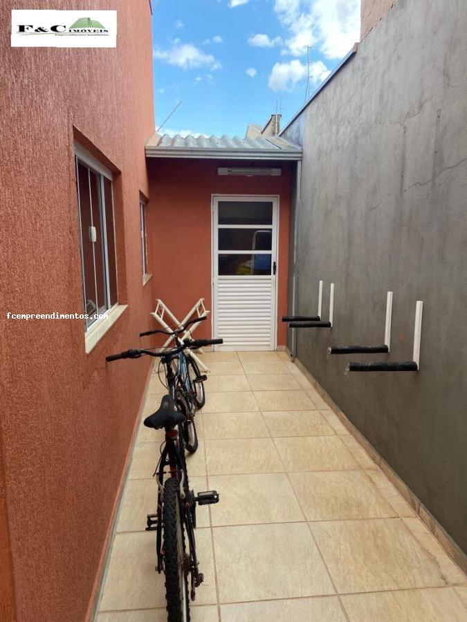 Casa à venda com 3 quartos, 200m² - Foto 14