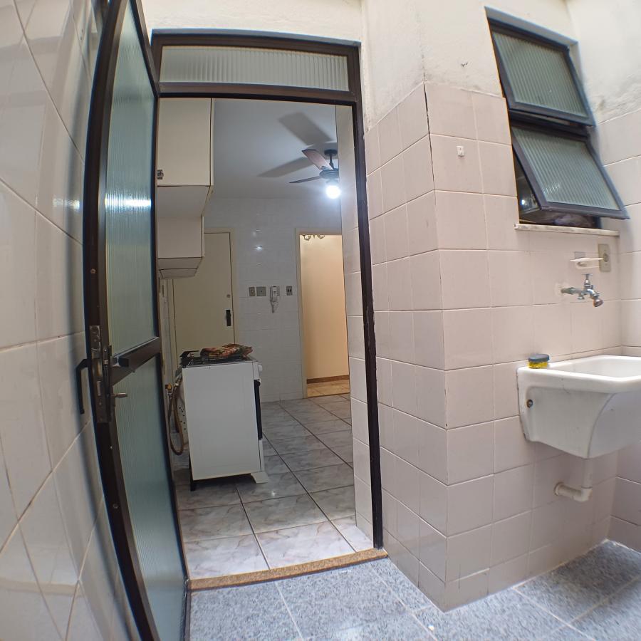 Apartamento à venda com 3 quartos, 128m² - Foto 13