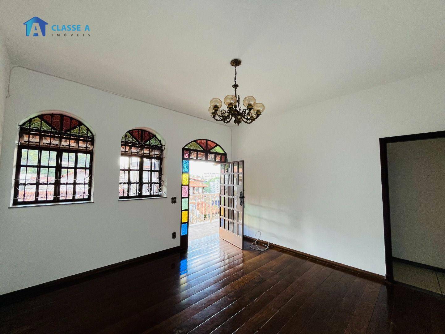 Casa à venda com 5 quartos, 360m² - Foto 16