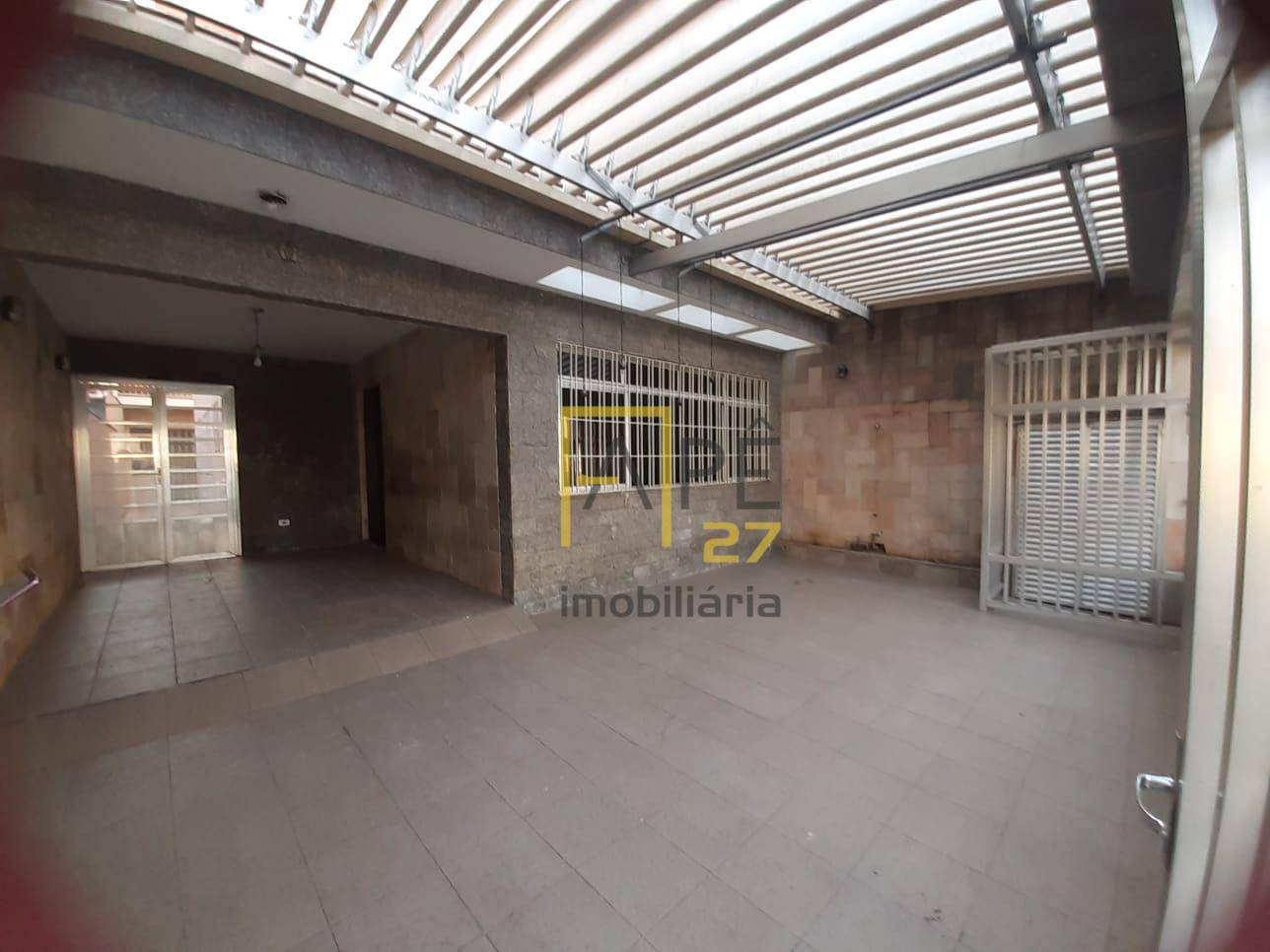 Sobrado, 3 quartos, 240 m² - Foto 1