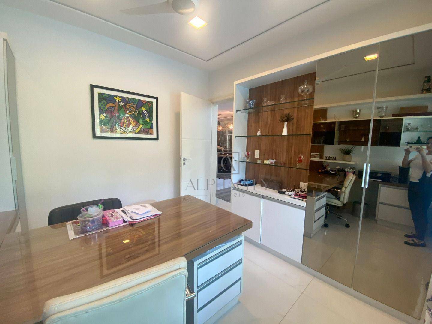 Casa de Condomínio à venda com 4 quartos, 510m² - Foto 22