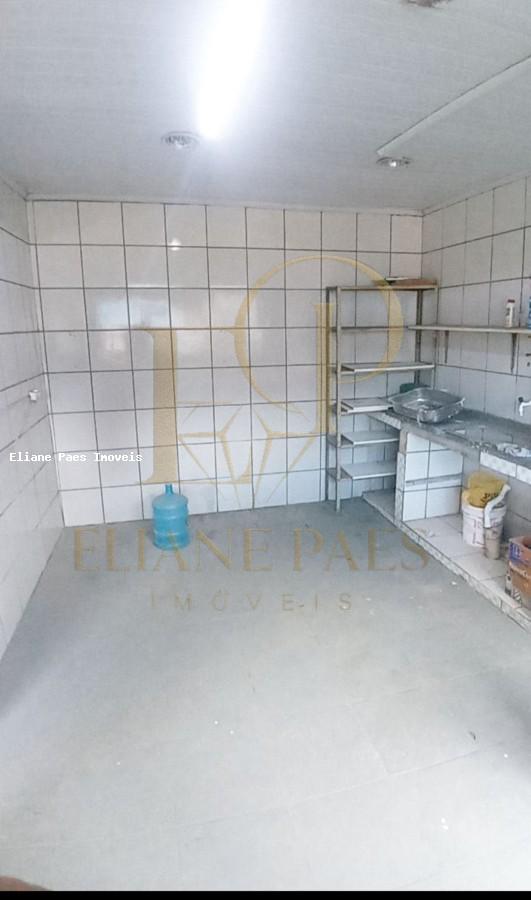 Casa à venda com 3 quartos, 300m² - Foto 11