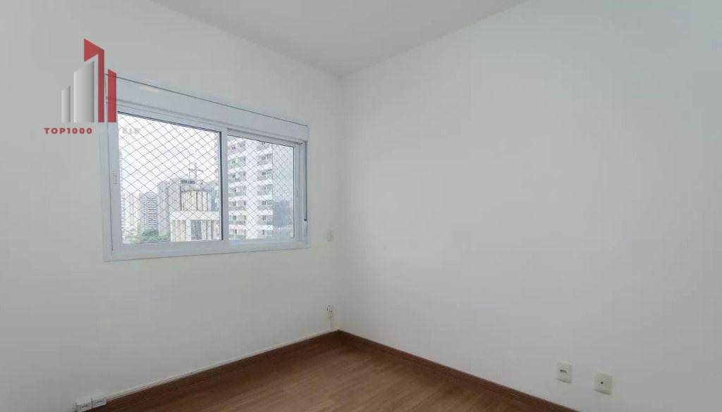 Apartamento à venda com 2 quartos, 70m² - Foto 13