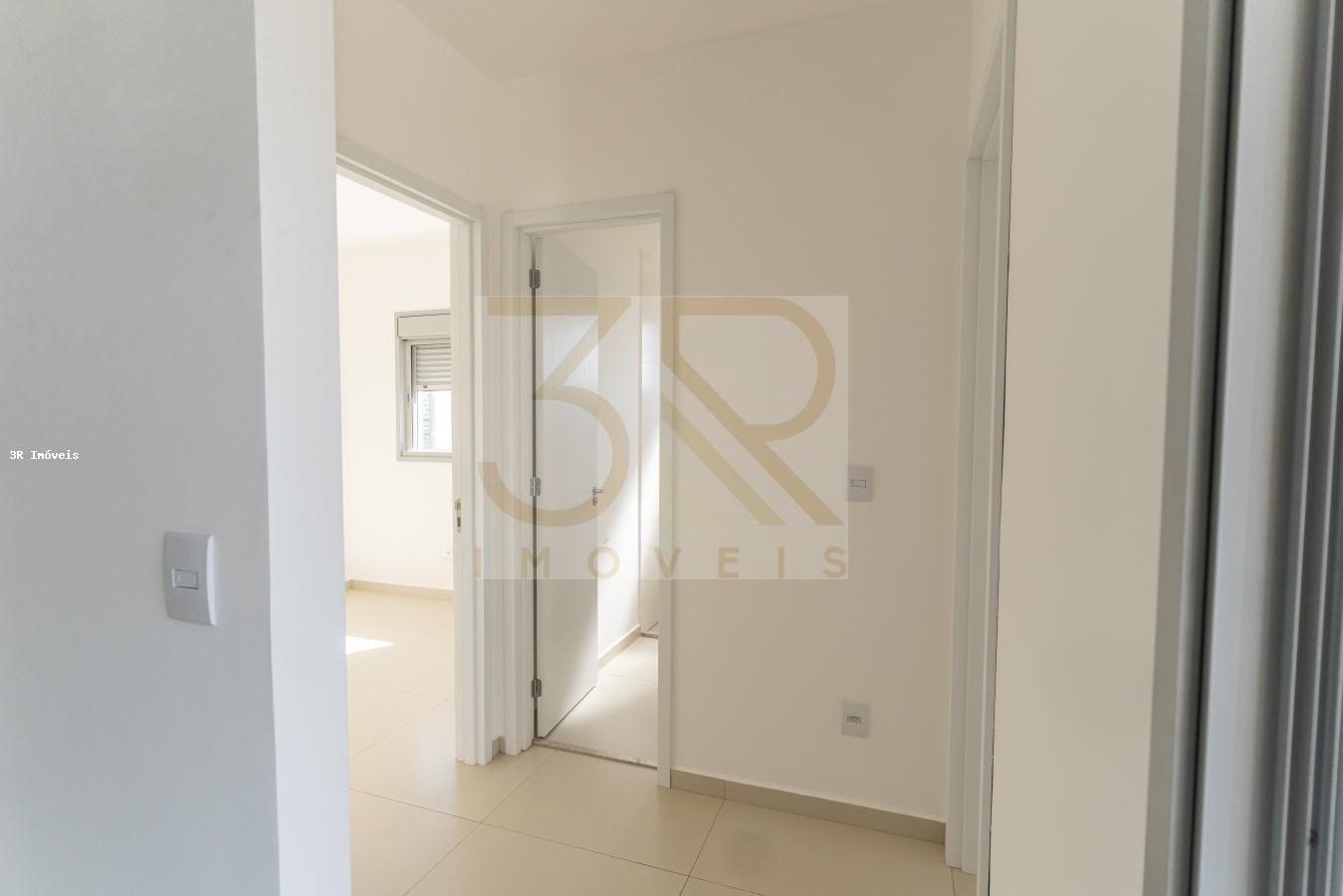 Apartamento à venda com 2 quartos, 65m² - Foto 6