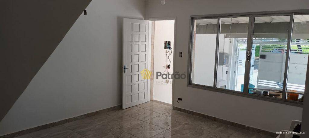 Sobrado à venda com 2 quartos, 129m² - Foto 4