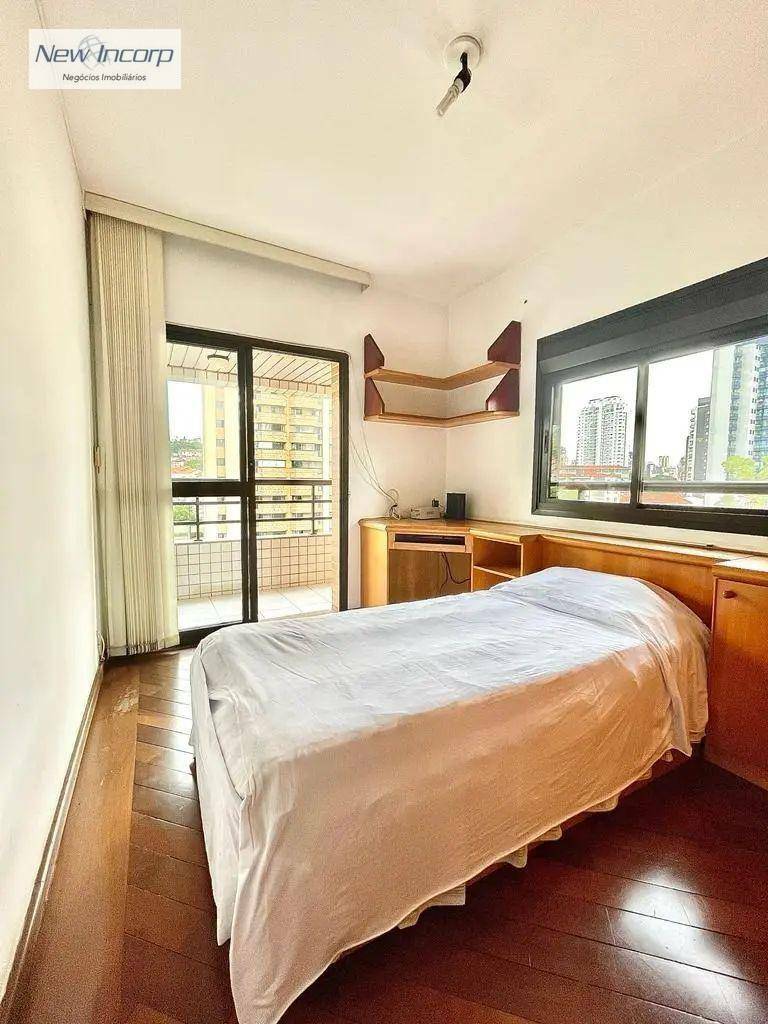 Apartamento à venda com 4 quartos, 177m² - Foto 9