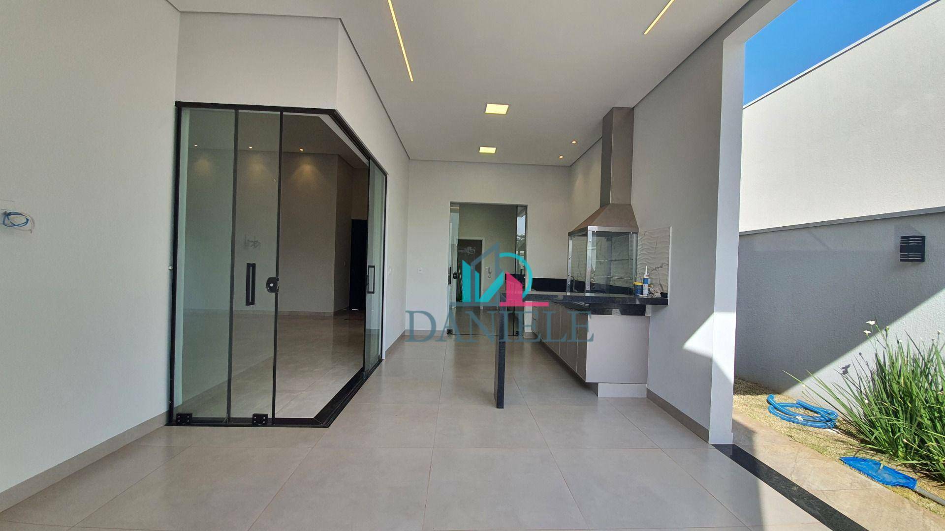 Casa de Condomínio à venda com 3 quartos, 206m² - Foto 8