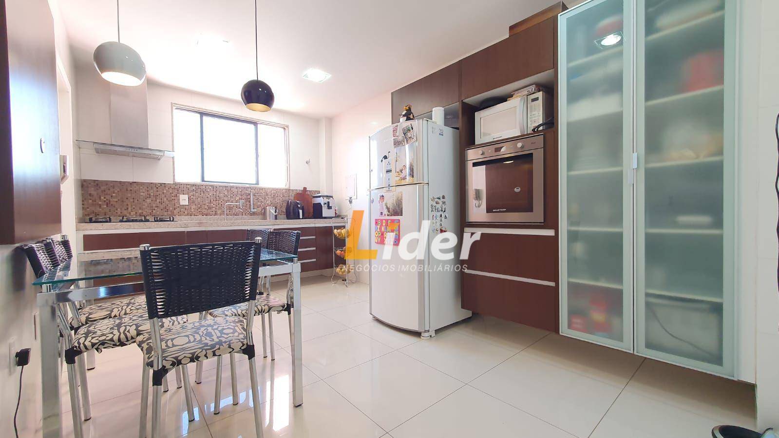 Apartamento à venda com 3 quartos, 167m² - Foto 21