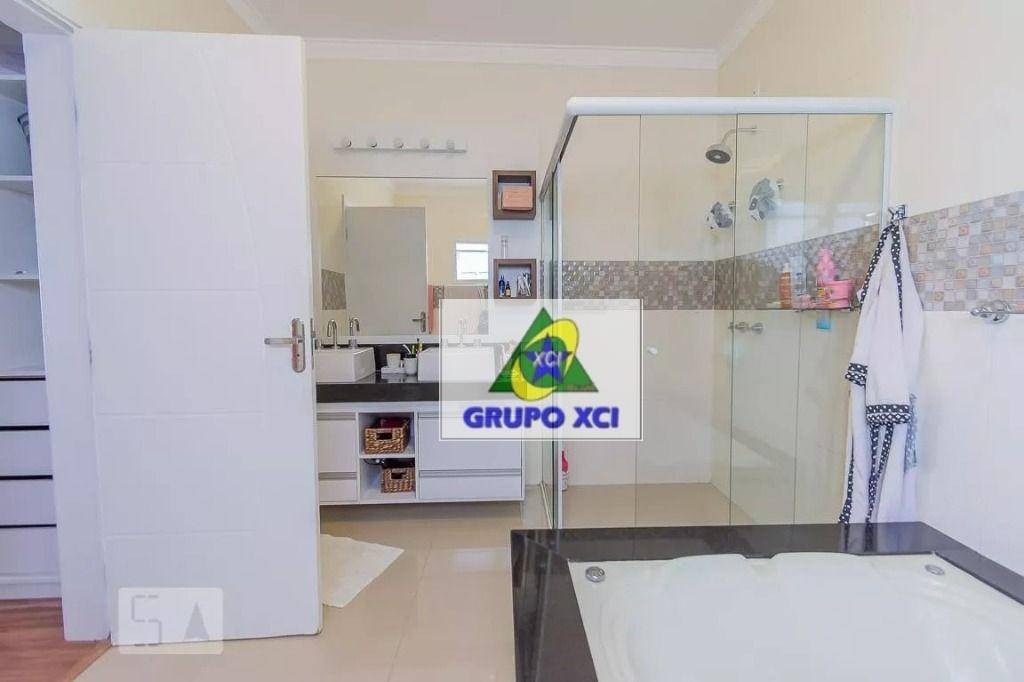 Sobrado à venda com 4 quartos, 312m² - Foto 25