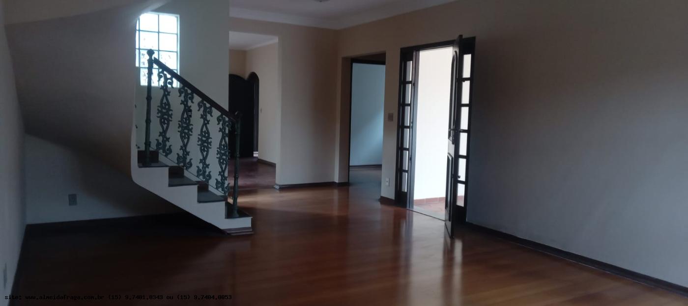 Casa para alugar com 5 quartos, 300m² - Foto 11