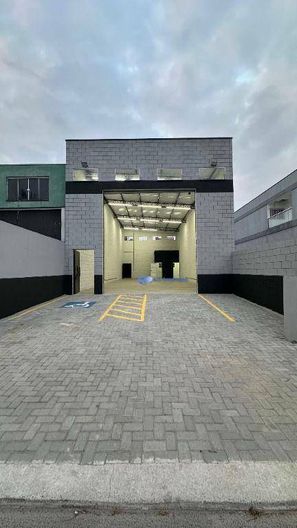 Depósito-Galpão-Armazém para alugar, 186m² - Foto 2