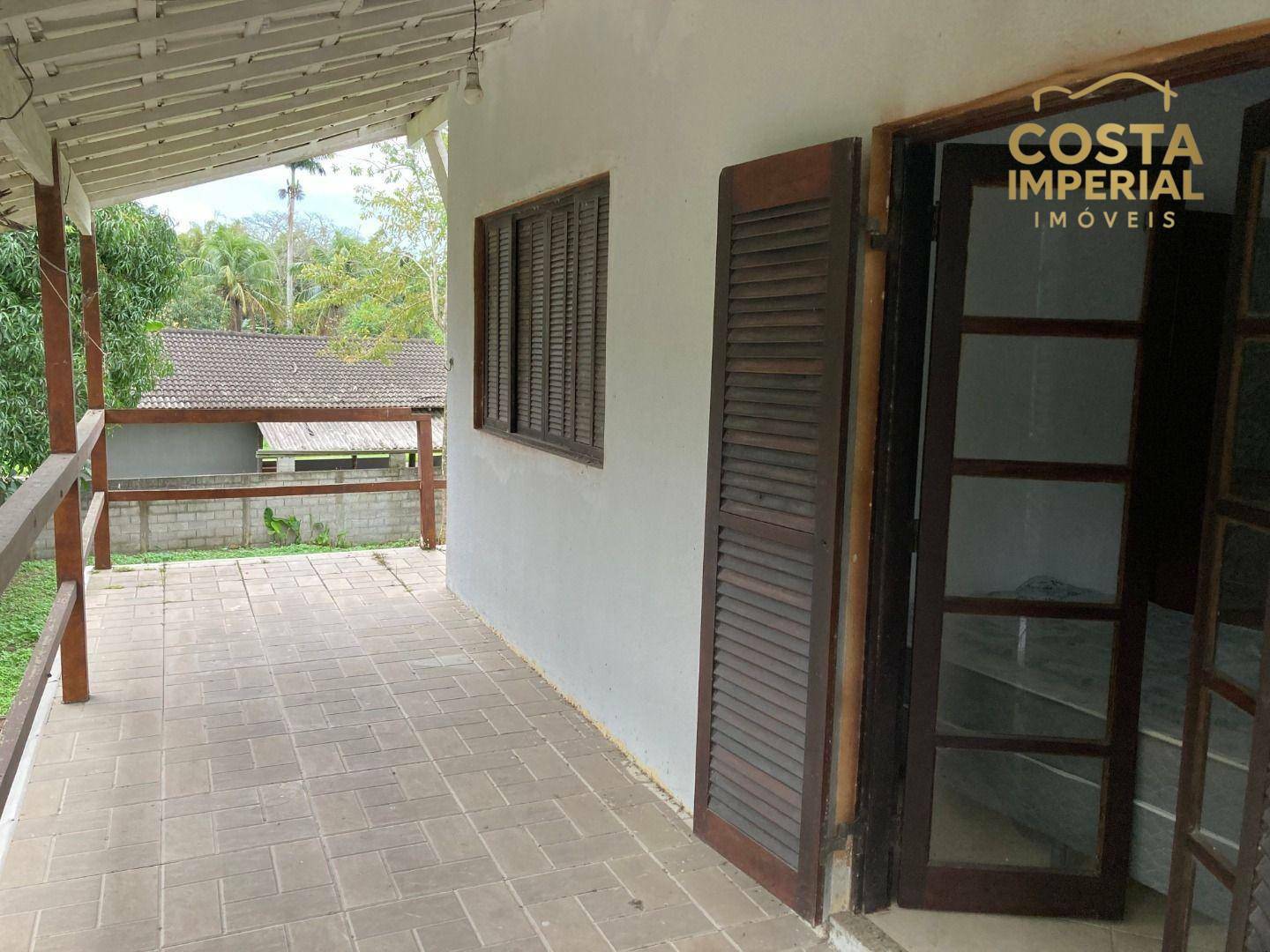 Casa à venda e aluguel com 4 quartos, 317m² - Foto 9