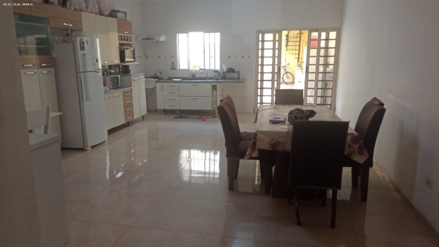 Casa à venda com 4 quartos - Foto 3