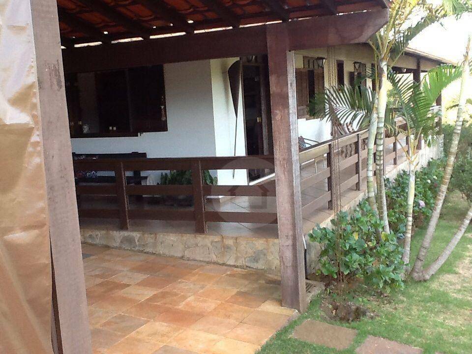 Casa à venda com 4 quartos, 500m² - Foto 2