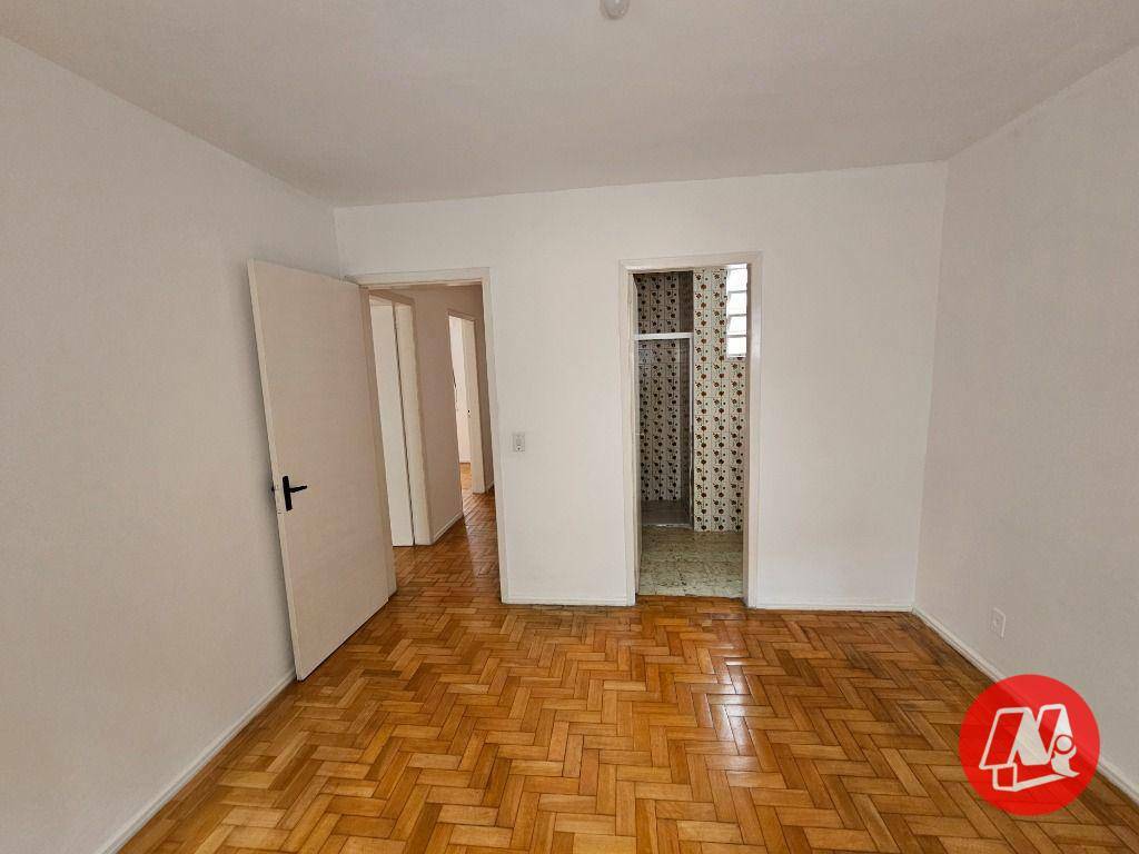 Apartamento para alugar com 3 quartos, 90m² - Foto 15