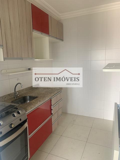 Apartamento à venda com 2 quartos, 62m² - Foto 3