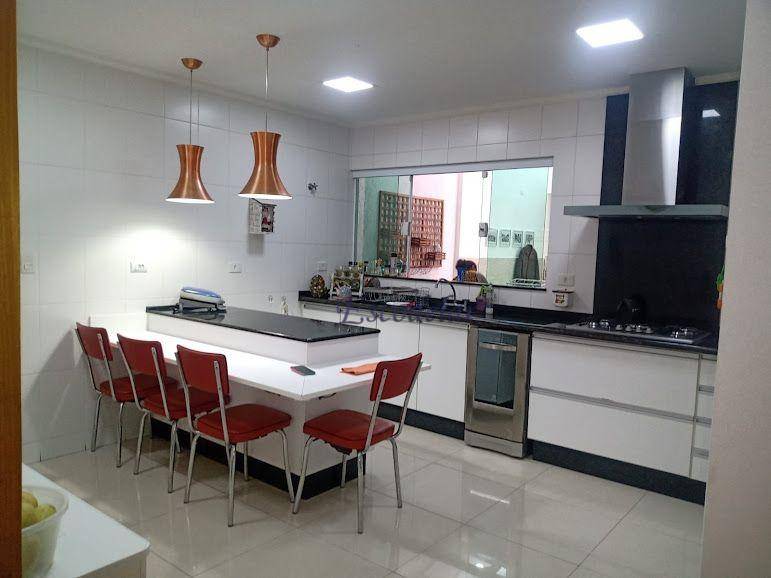 Sobrado à venda com 4 quartos, 175m² - Foto 3