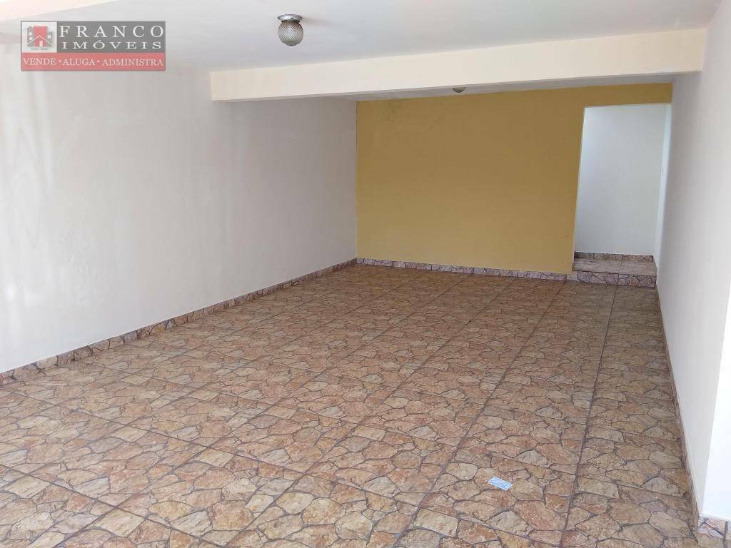 Casa à venda com 3 quartos, 200m² - Foto 3