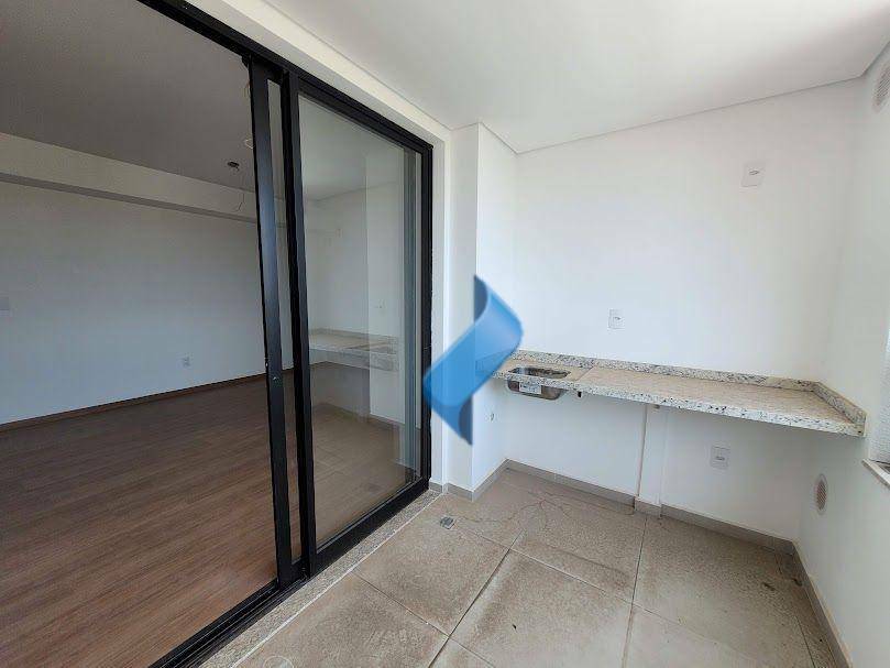 Apartamento à venda com 2 quartos, 67m² - Foto 16