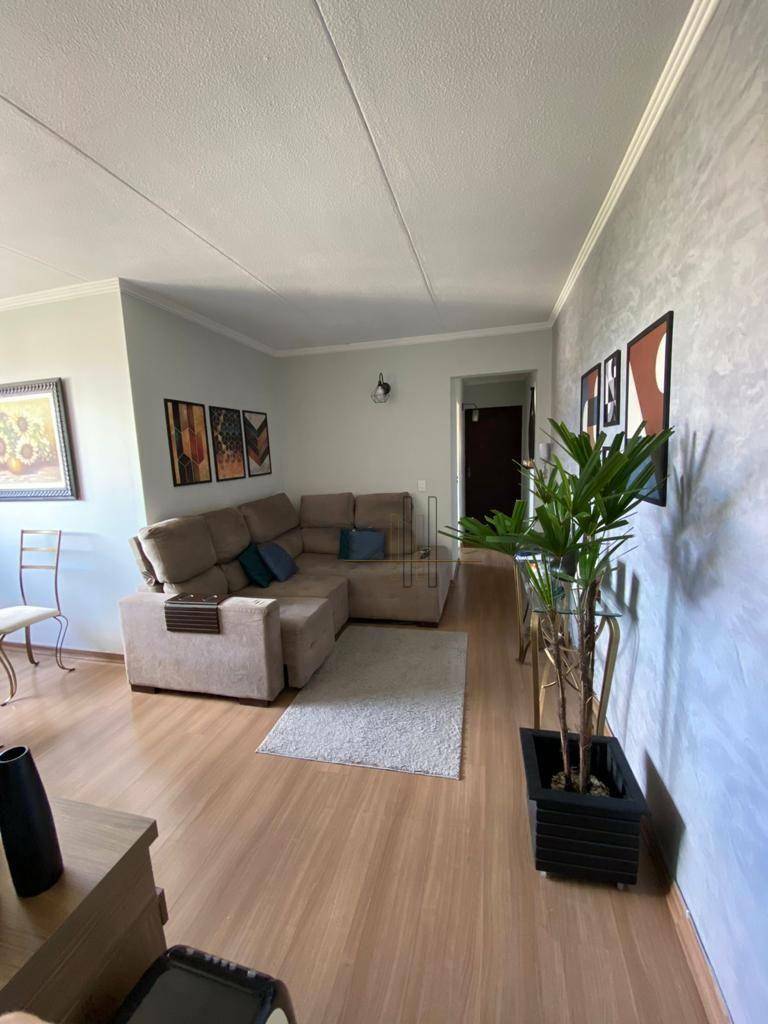 Apartamento à venda com 2 quartos, 73m² - Foto 4